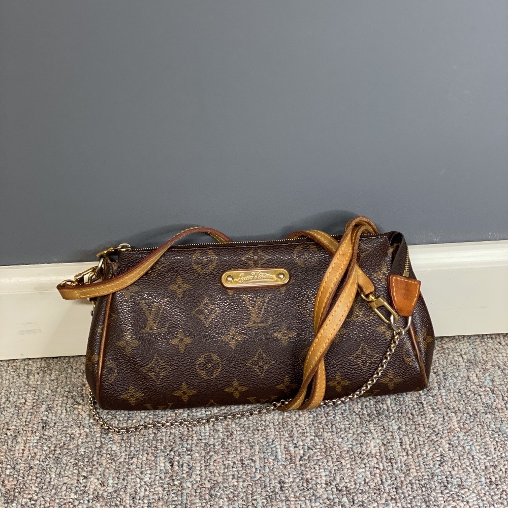 Louis Vuitton RARE Crossbody